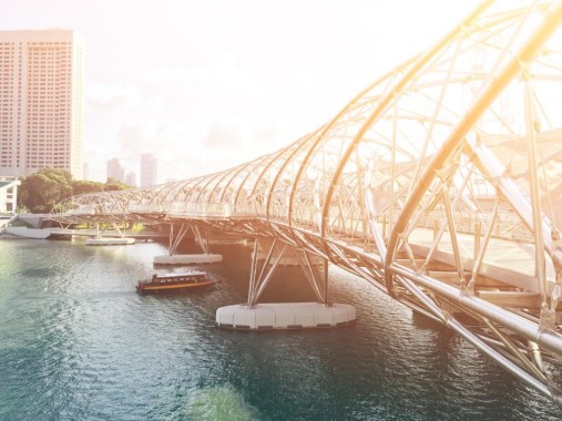 Bridge-the-gap-between-your-sales-and-marketing-teams-using-CRM